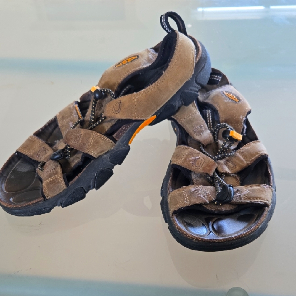 Keen Tan and Black Adventure Sandals